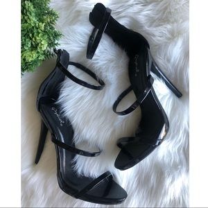🆕 QUPID Black Patten Leather Stiletto Heels